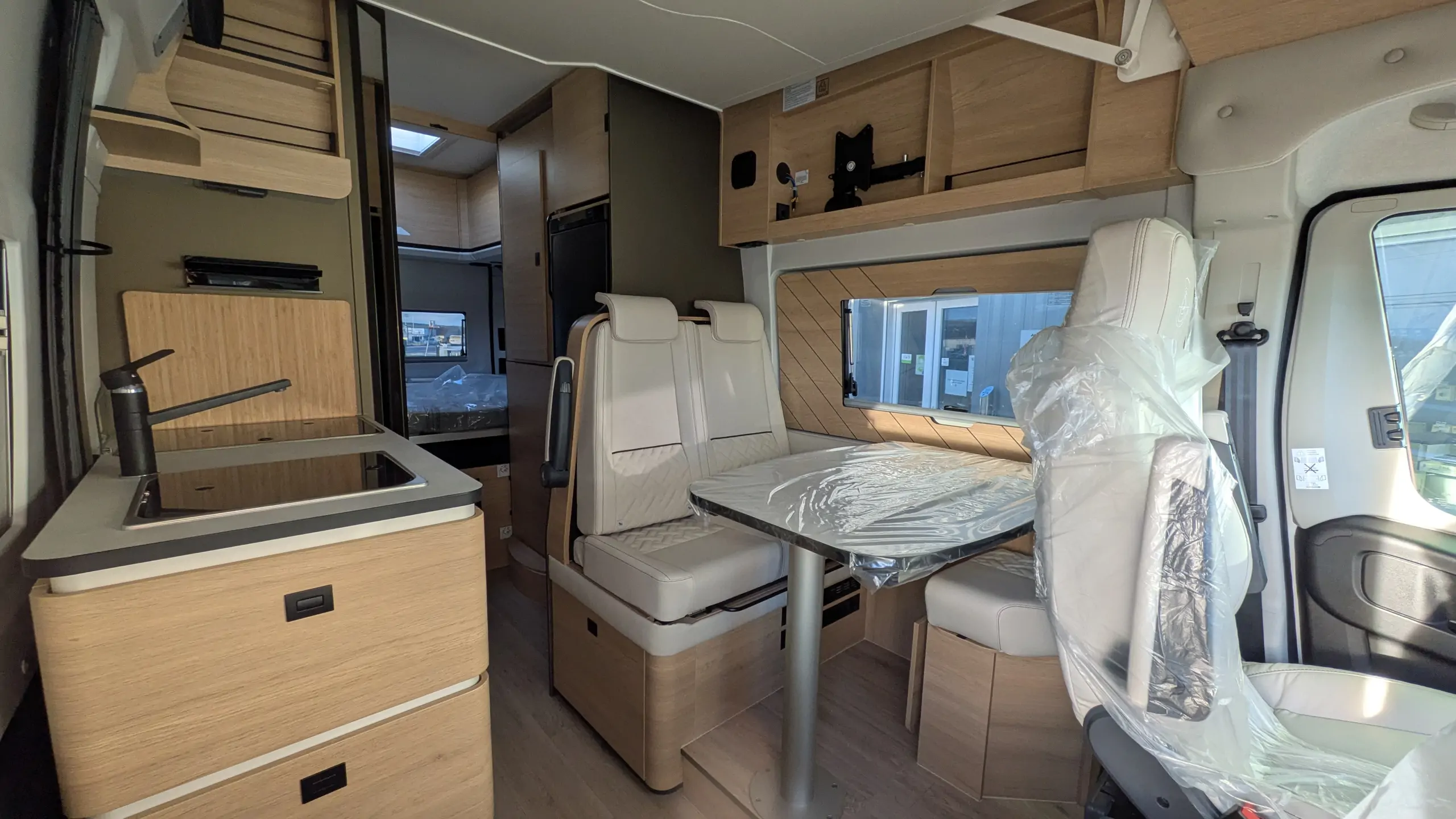 Image CAMPEREVE CAMPER VAN XL  